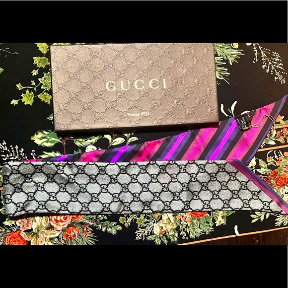 New* Reversible GUCCI silk headscarf - Picture 1 of 6